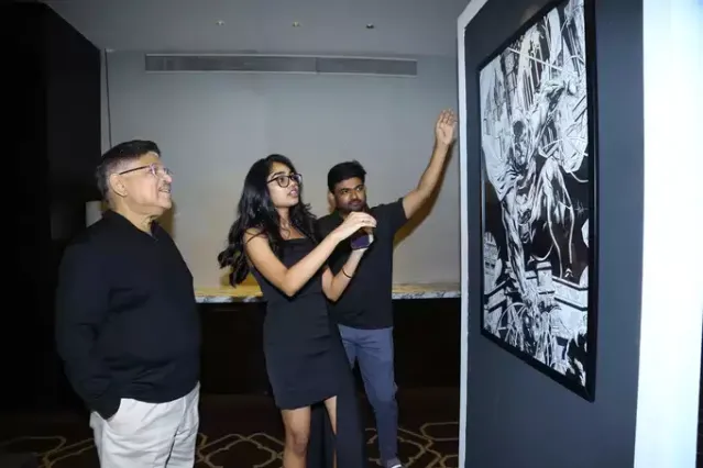 Director's Maruti's Daughter's Art Show In Hyderabad