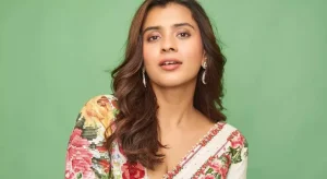 Hebba Patel in stunning floral saree