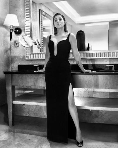 Nayanthara-Rocks-the-Black-Dress-Look-in-Latest-Photos-4